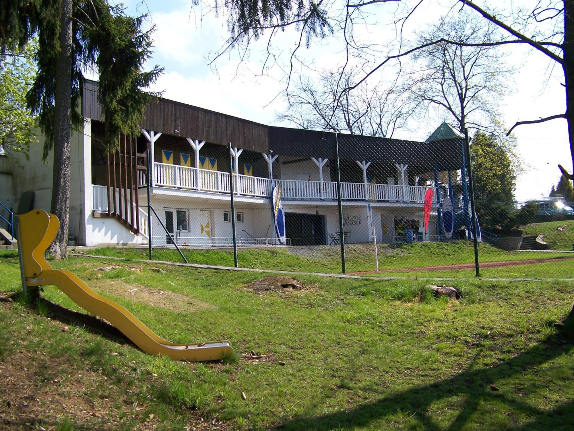 Studio Jindrichuv Hradec Luaran gambar